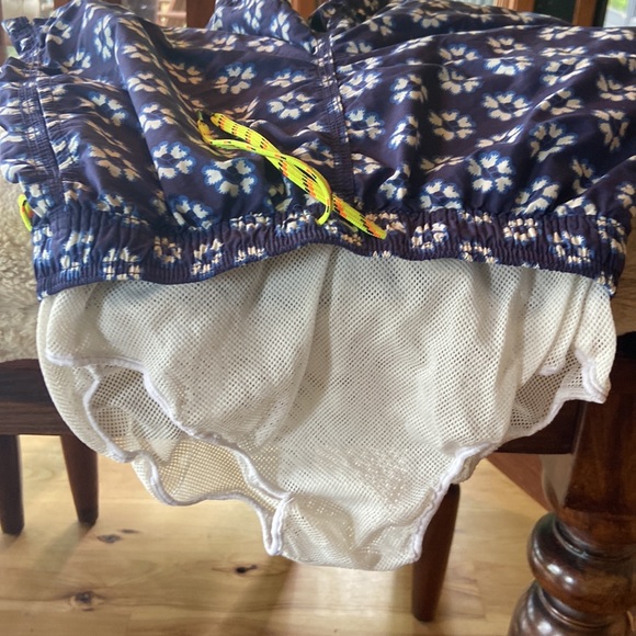JCrew boys size 10 swim trunks - Picture 5 of 5